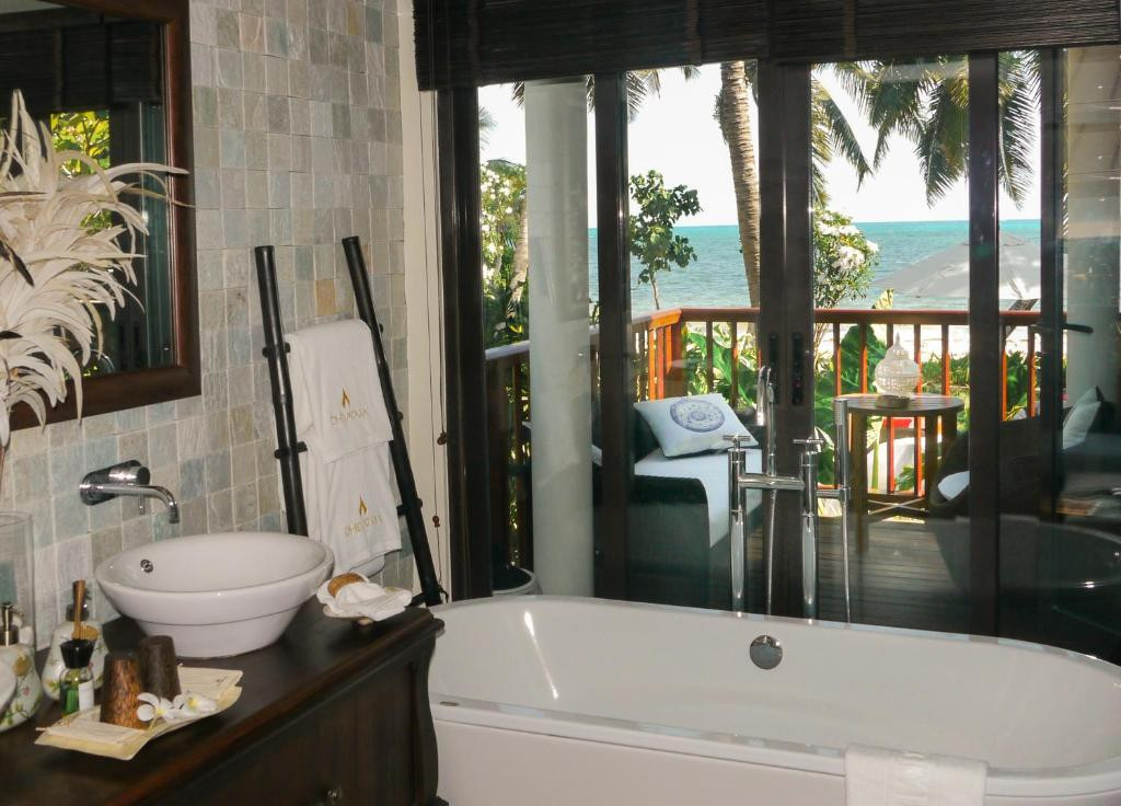 DHEVATARA BEACH HOTEL фото 3