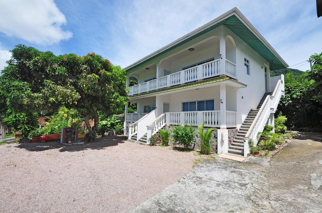 DIVERS LODGE GUEST HOUSE фото 4