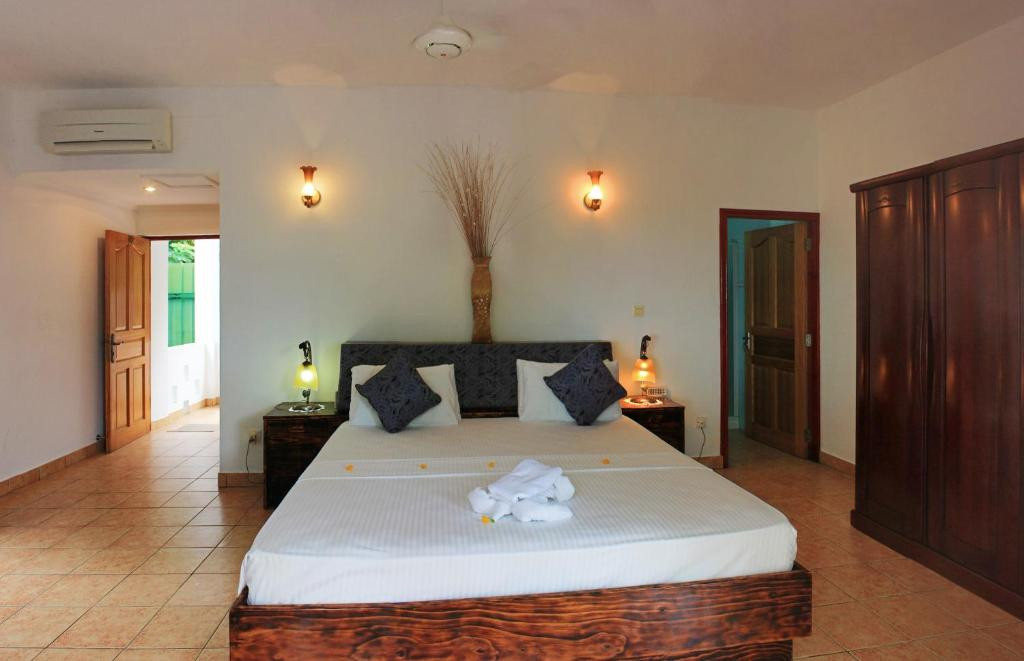 DIVERS LODGE GUEST HOUSE фото 6