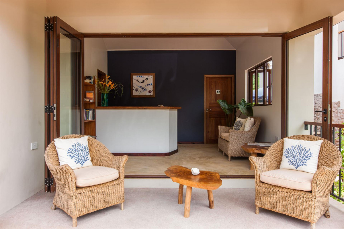L HIRONDELLE GUEST HOUSE APT фото 7