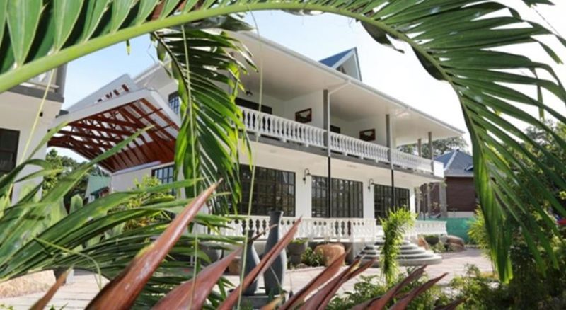 LA DIGUE SELF CATERING фото 4