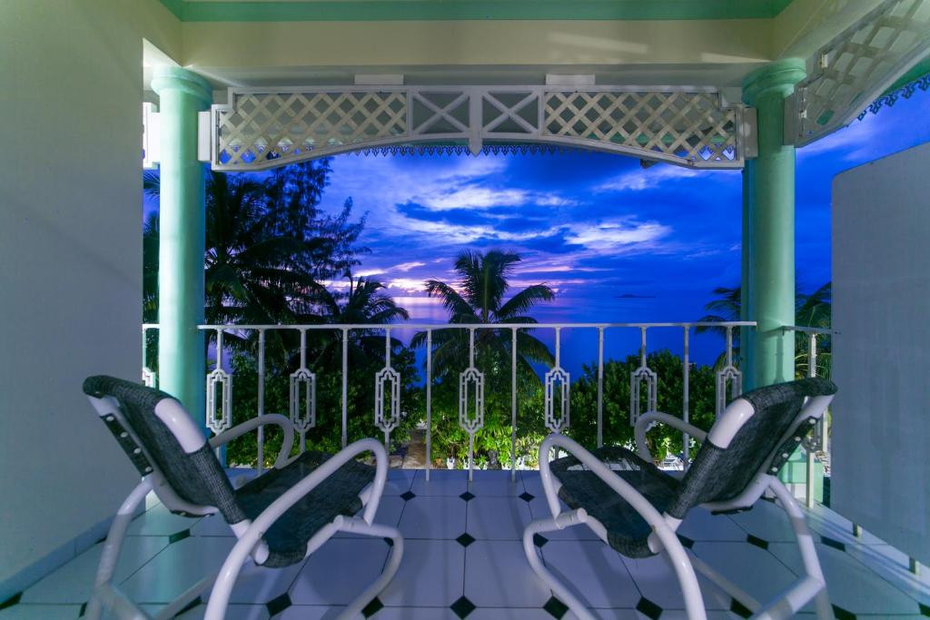 PALM BEACH HOTEL фото 4