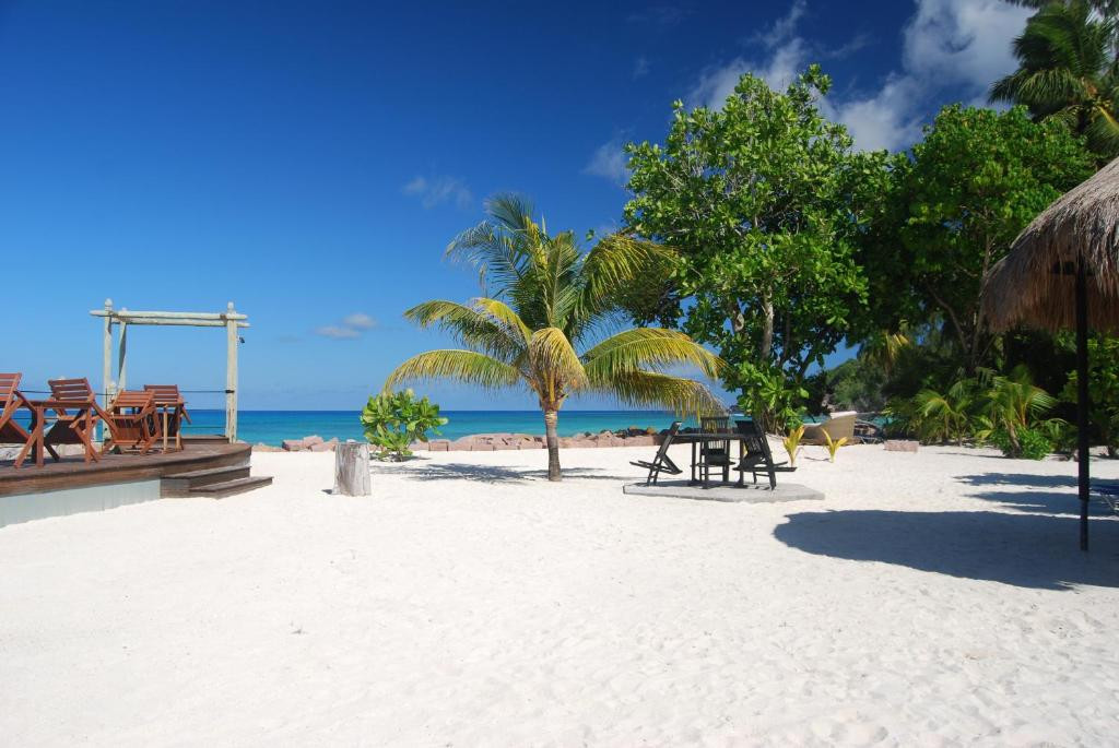 THE ISLANDER фото 2