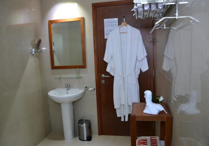 THE OLD SCHOOL SELF CATERING фото 7
