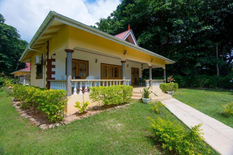 ZEROF SELF CATERING APARTMENTS фото 7
