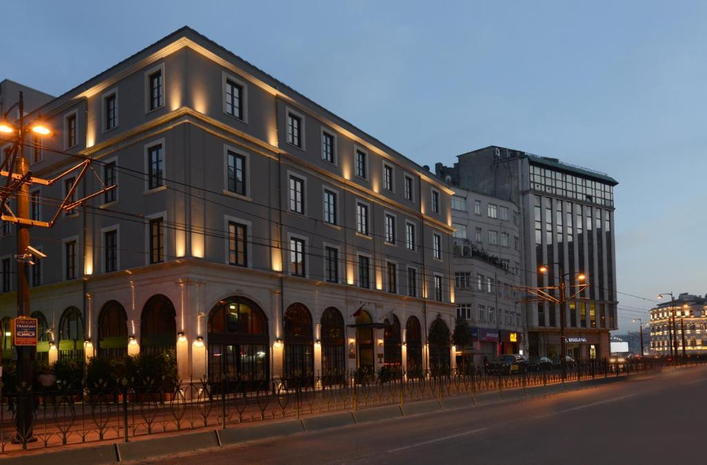 10 KARAKOY ISTANBUL фото 5