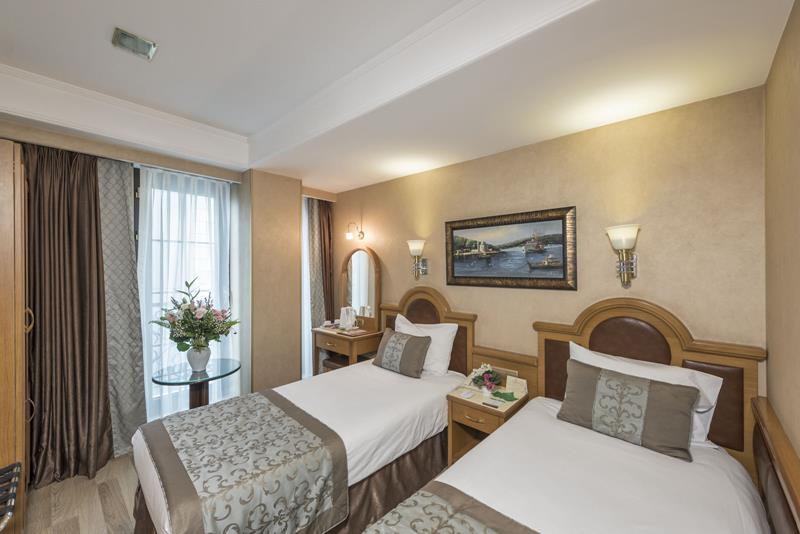 ZAGREB HOTEL LALELI фото 2