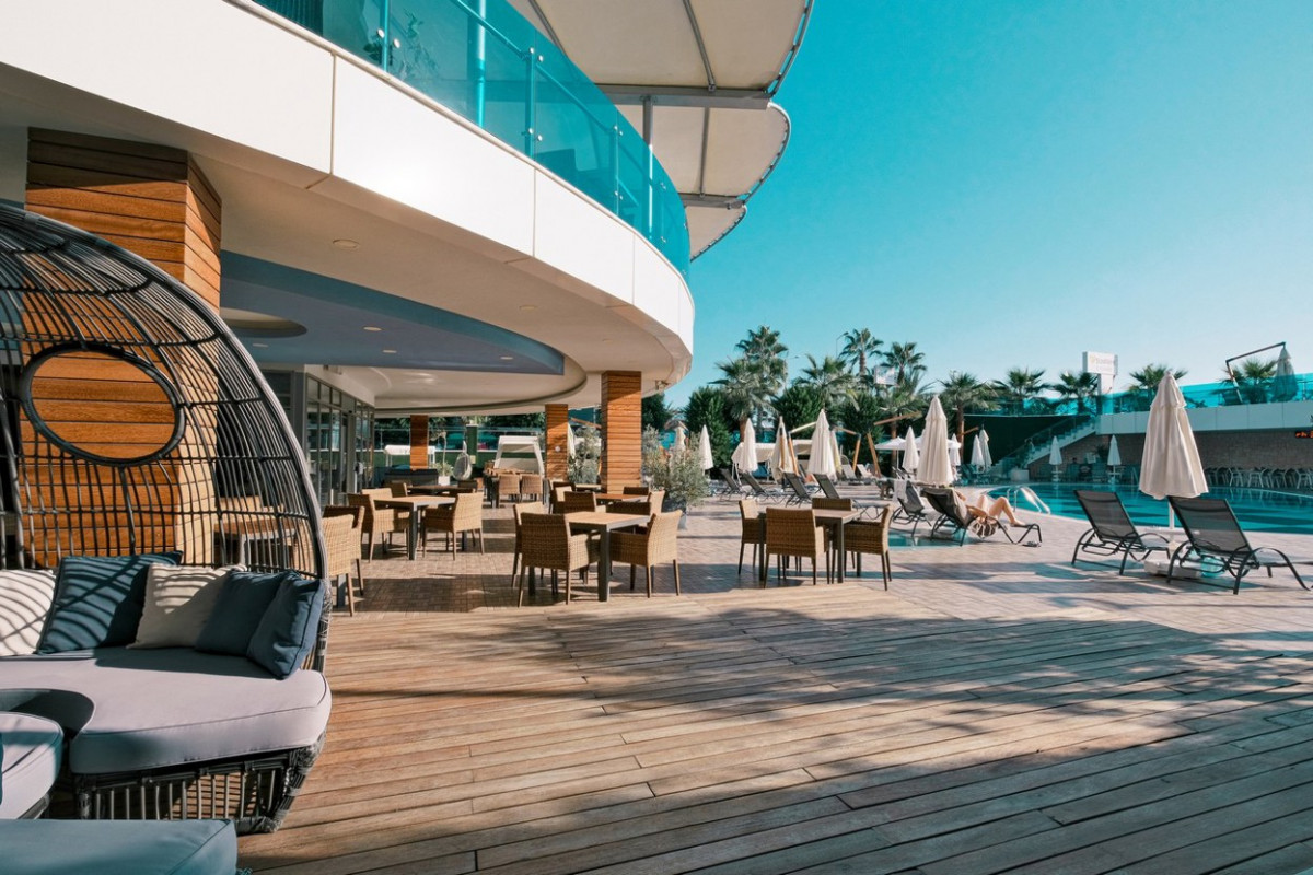 SUNPRIME C-LOUNGE ADULTS ONLY 16+ фото 7