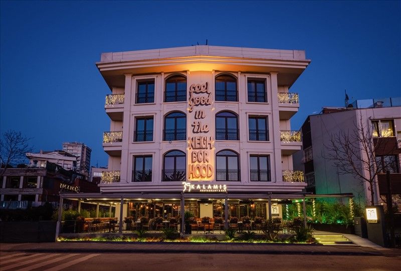 39 KALAMIS MARINA HOTEL
