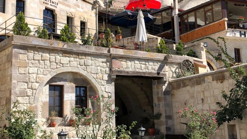 ARTEMIS CAVE SUITES фото 3