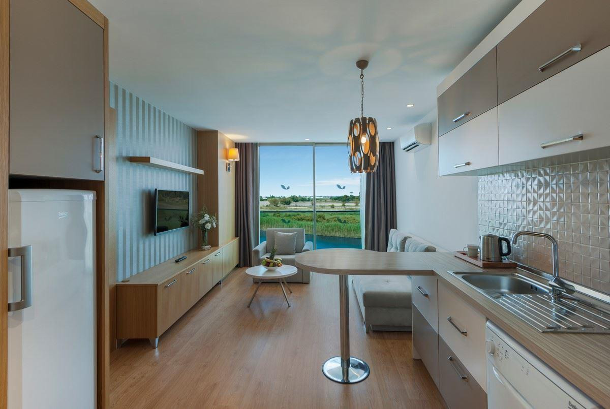 ASKA LARA RIVER SUITE фото 8