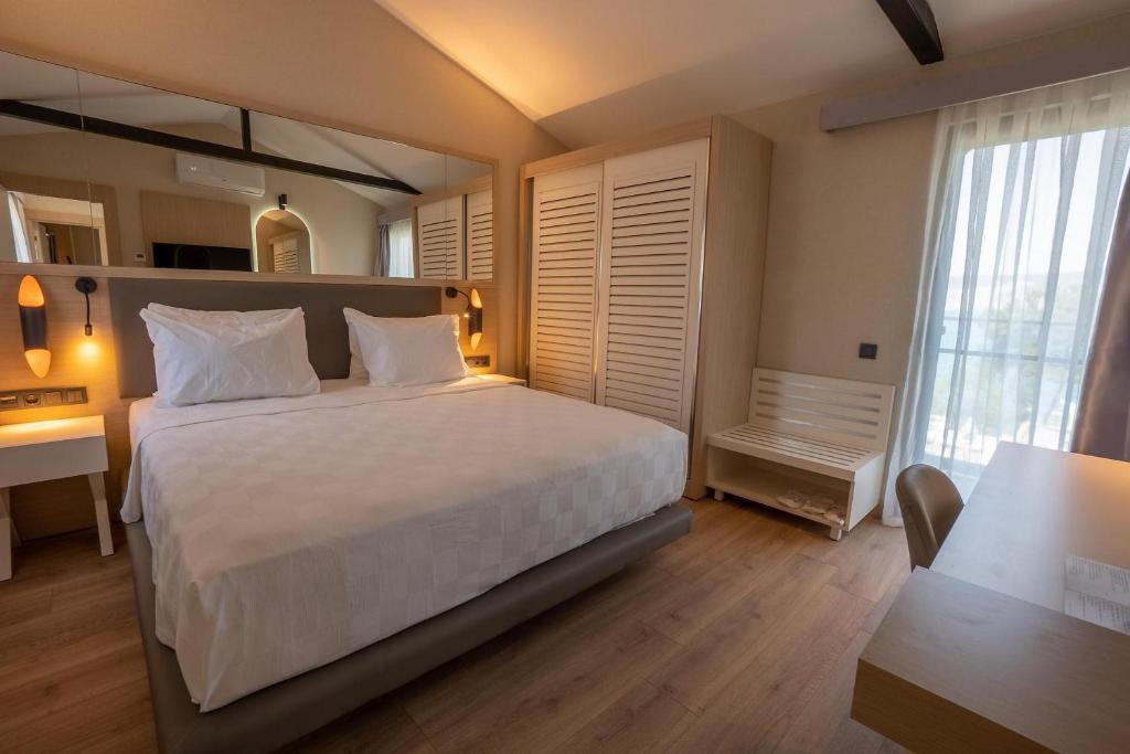 LONG BEACH CLUB NATURE (EX. ASTERIA EROS DIDIM, THE ROXY LUXURY NATURE) фото 3