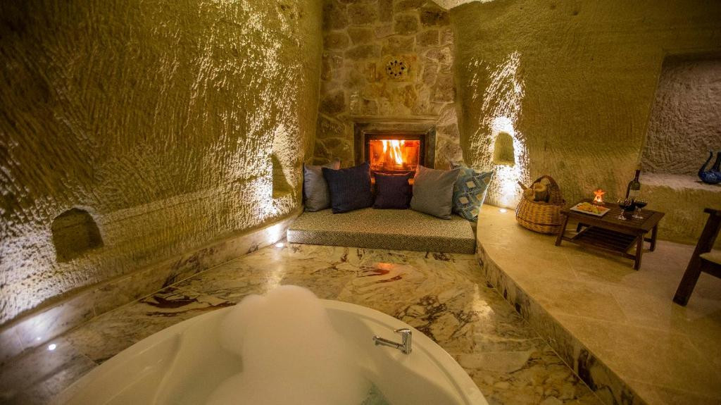 AZURE CAVE SUITES фото 7
