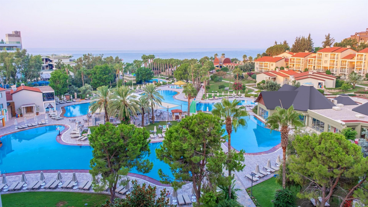 ARUM BARUT COLLECTION