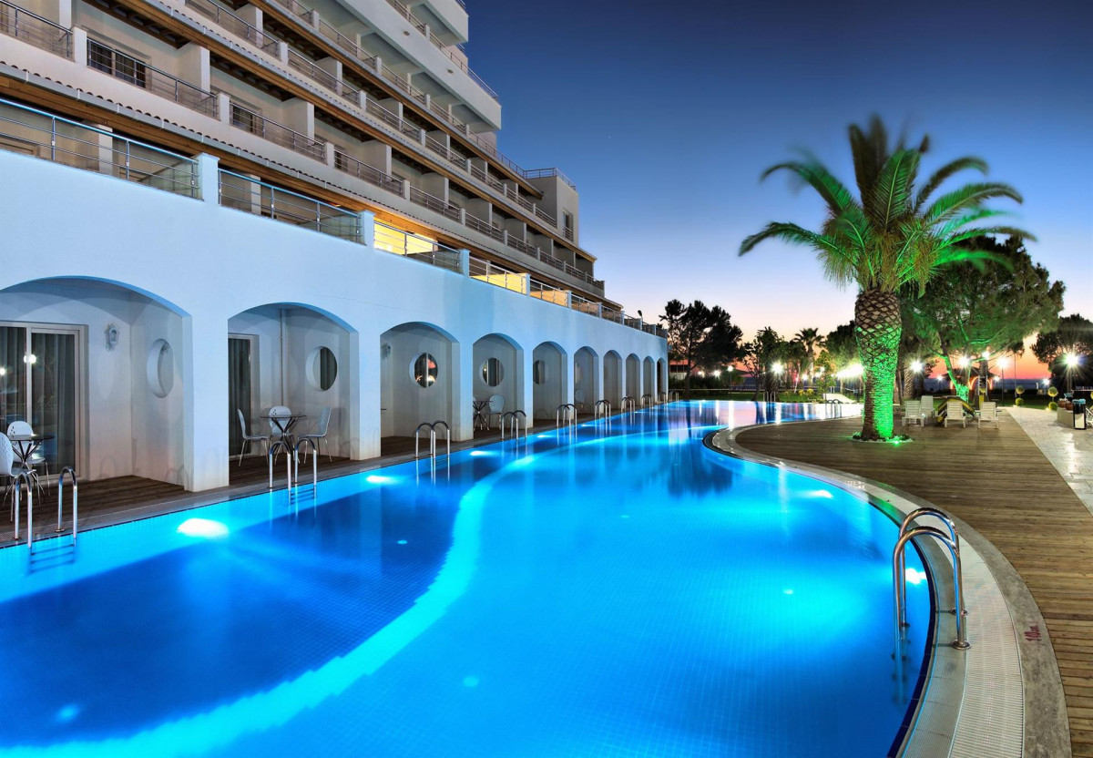 BATIHAN BEACH RESORT & SPA фото 4