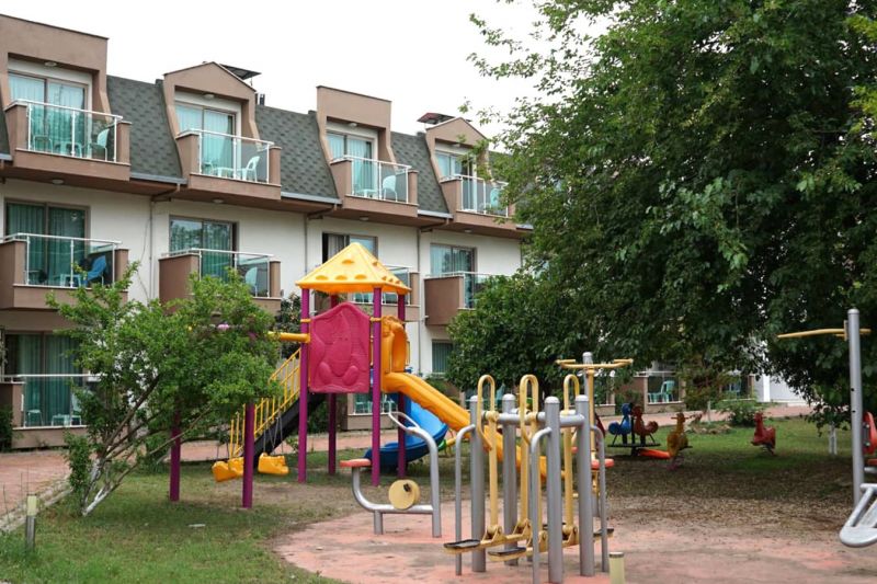 BERALISA FAMILY GARDEN HOTEL фото 4