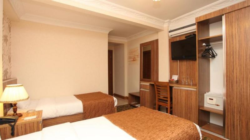 BEST TOWN BOUTIQUE HOTEL фото 2