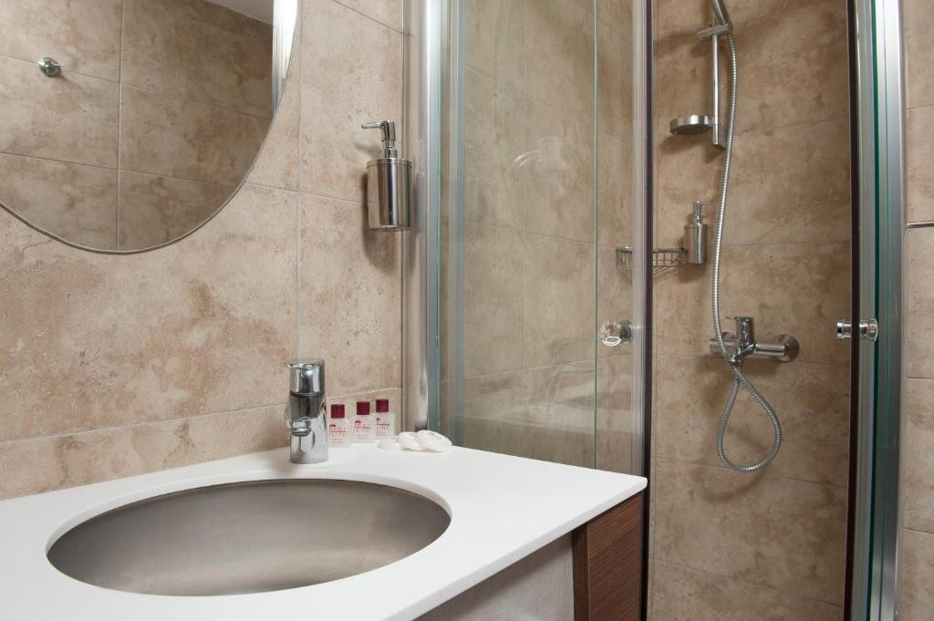 BIRBEY HOTEL LALELI фото 4