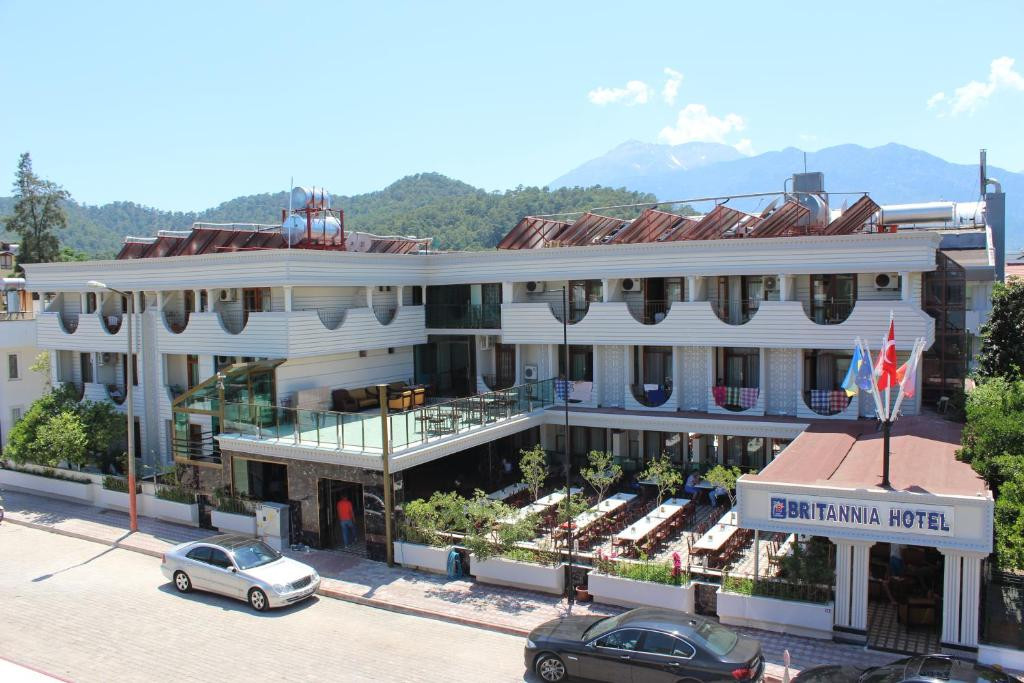 BRITANNIA HOTEL & VILLAS фото 4