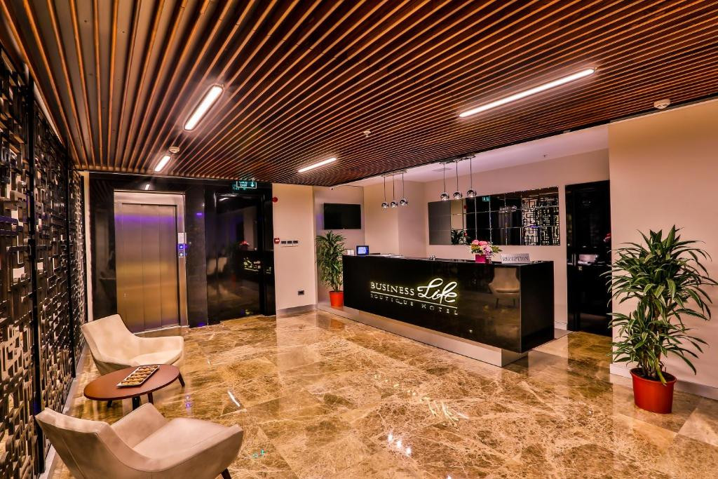 BUSINESS LIFE BOUTIQUE HOTEL