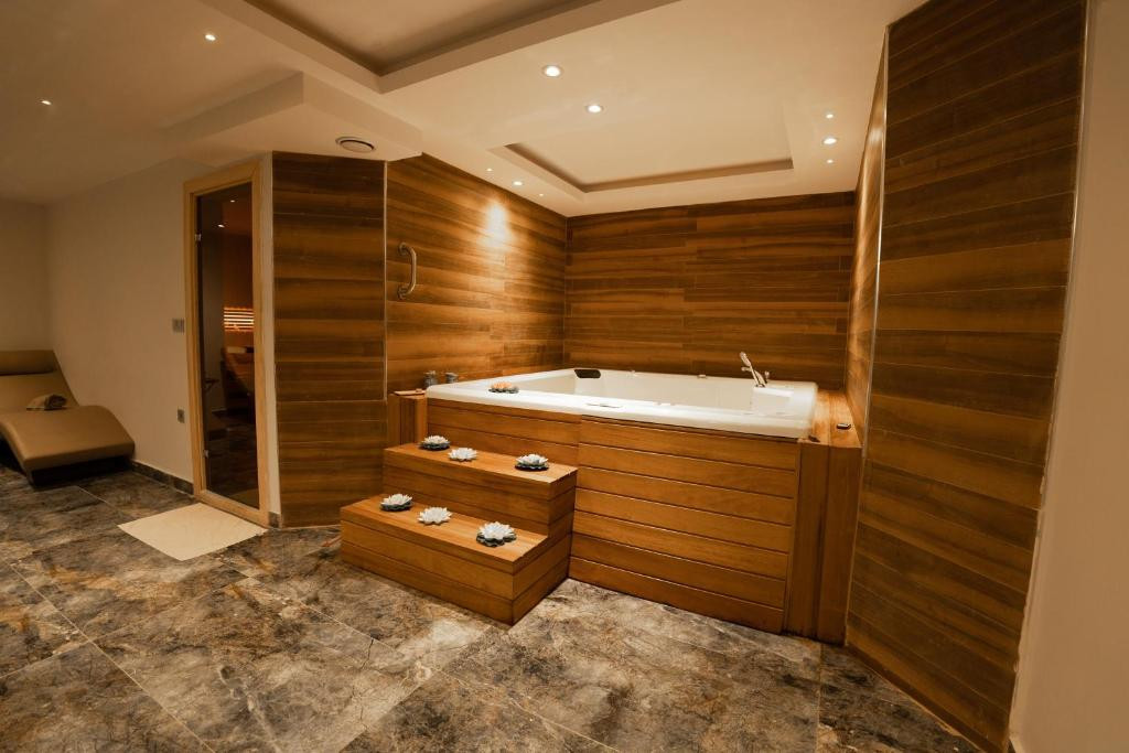 BUSINESS LIFE HOTEL & SPA BAKIRKOY фото 3