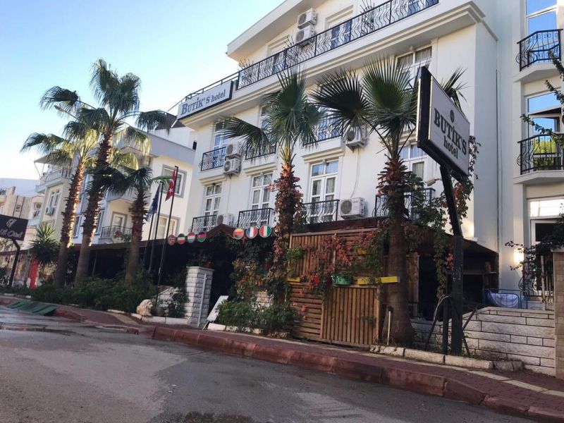 BUTIKS HOTEL