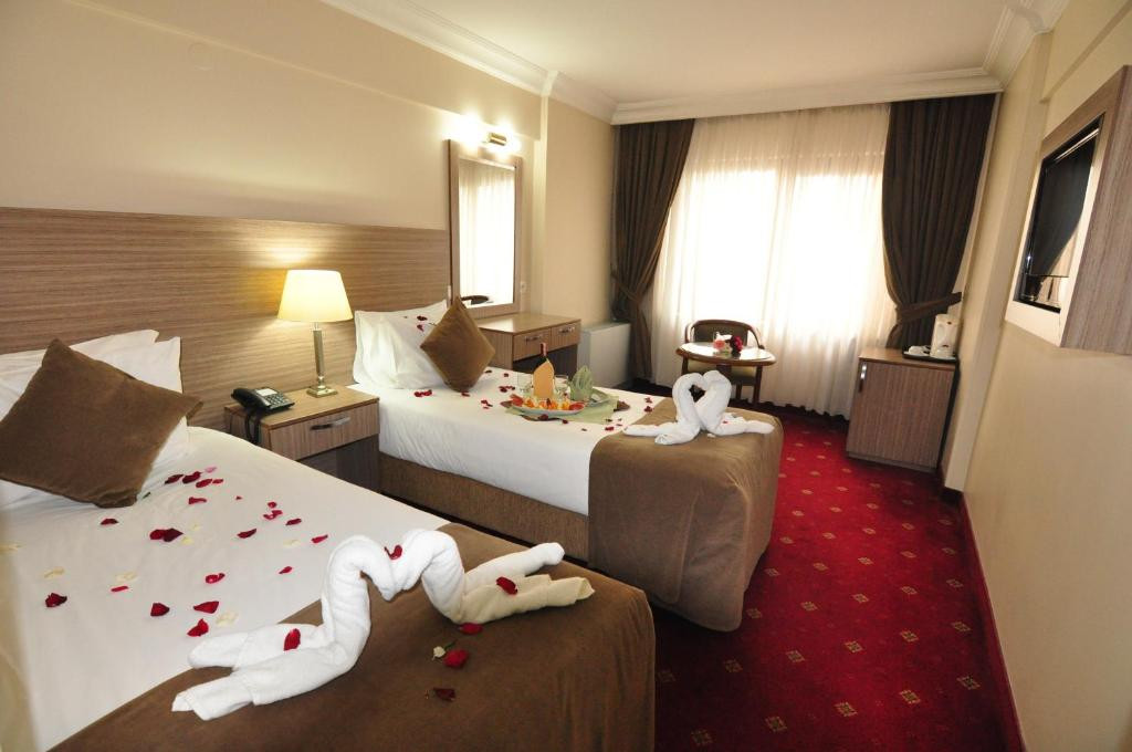 BUYUK SAHINLER HOTEL LALELI фото 8