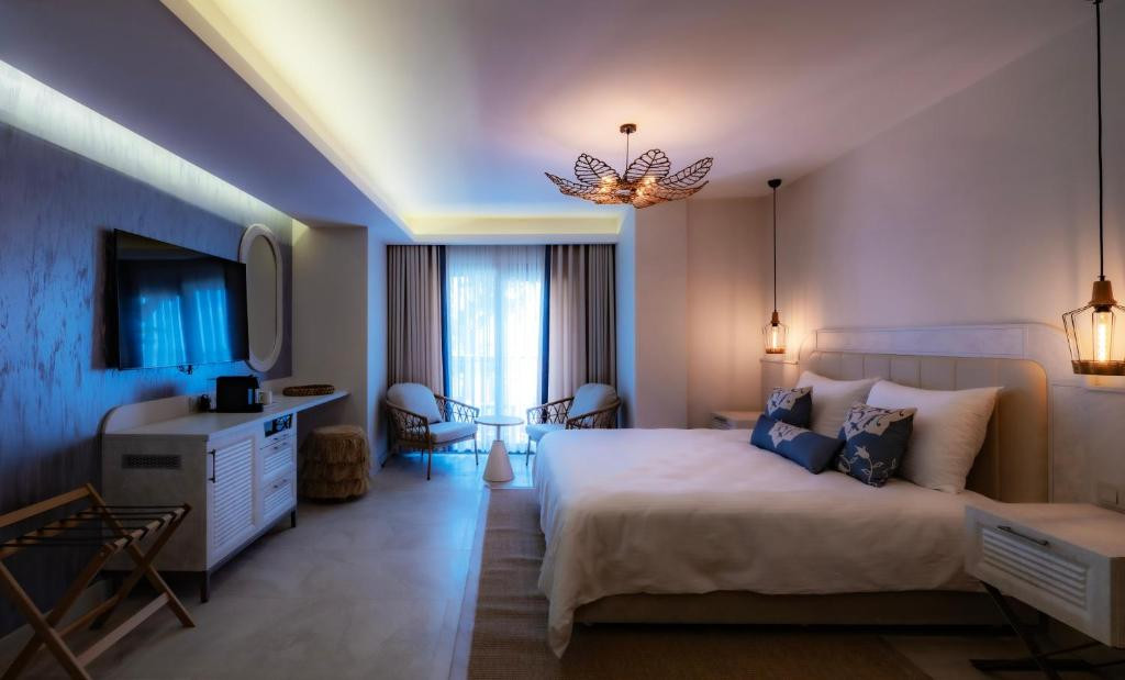 SUUM BODRUM ADULTS ONLY 16+ (EX. CAMELOT) фото 2