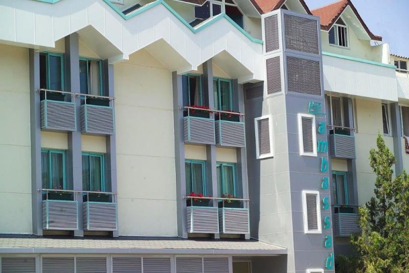 CITY HOTEL AMBASSADOR