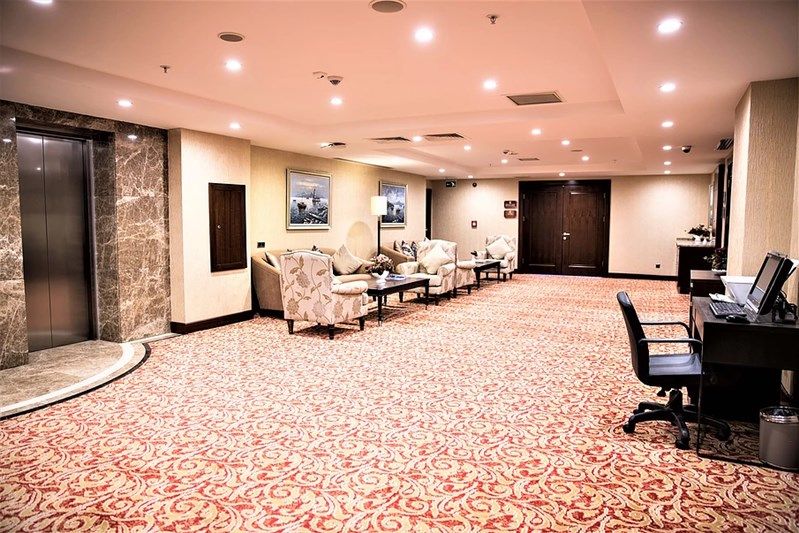 GRAND ARAS HOTEL & SUITES (EX. CLARION HOTEL & SUITES) фото 7