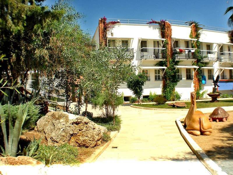 CLUB HOTEL ARINNA