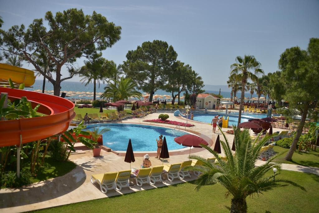 CLUB BORAN MARE BEACH фото 4