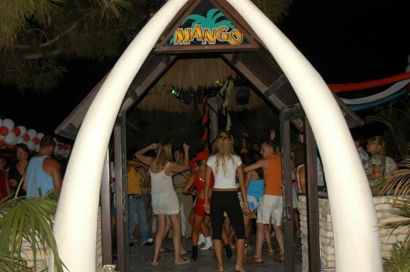 CLUB BORAN MARE BEACH фото 8