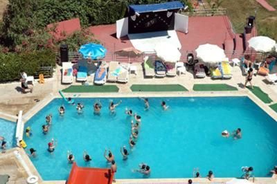 CLUB WEST GARDEN