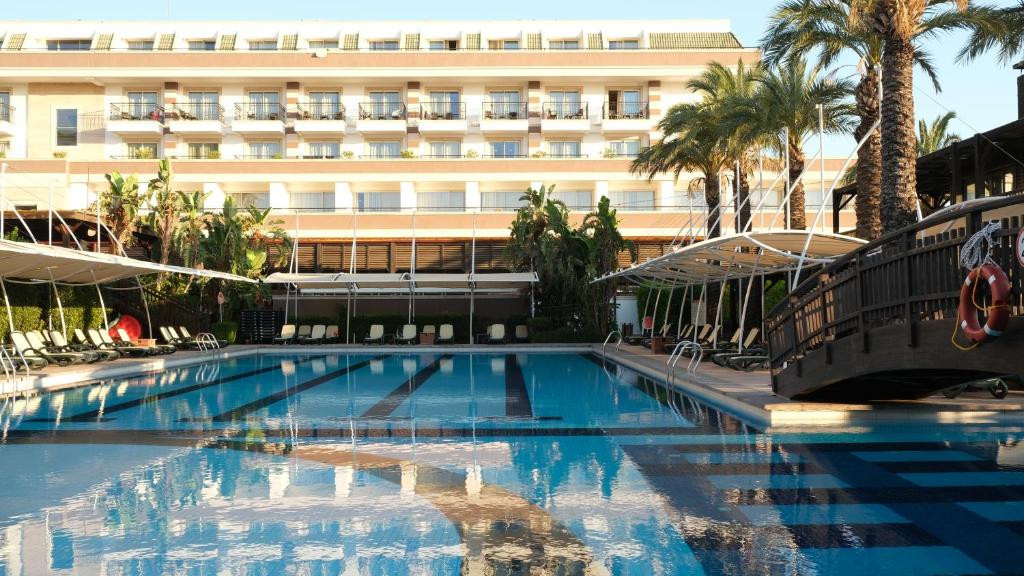 CRYSTAL DE LUXE COMFORT COLLECTION (EX. CRYSTAL DE LUXE RESORT & SPA) фото 4