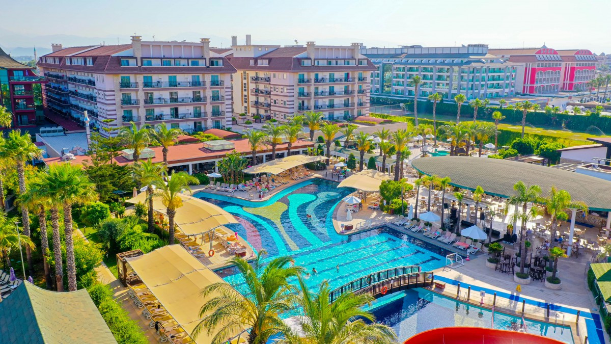 CRYSTAL FAMILY COMFORT COLLECTION (EX. CRYSTAL FAMILY RESORT & SPA)