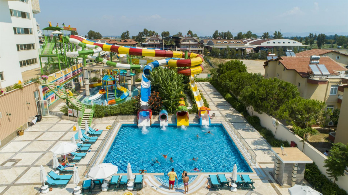 CRYSTAL WATERWORLD PARK RESORT & SPA фото 4