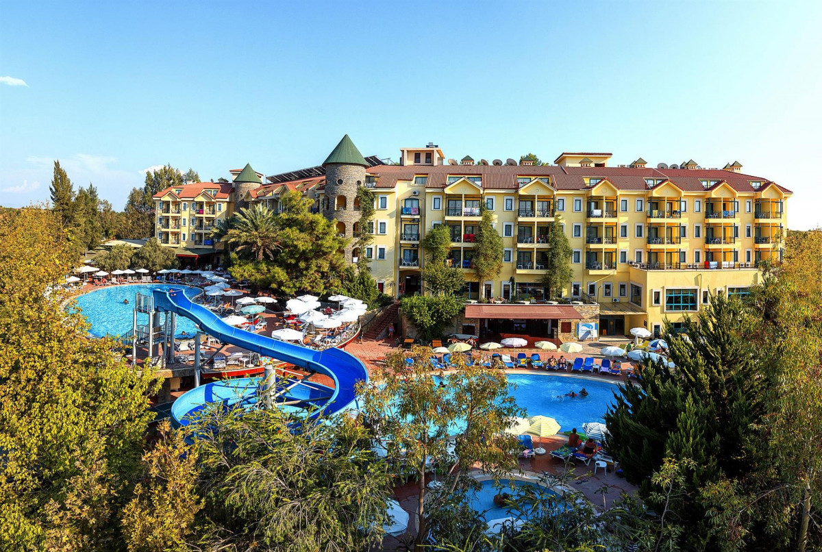 DOSI HOTEL SIDE