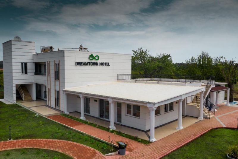 DREAM TOWN HOTEL&RESTAURANT