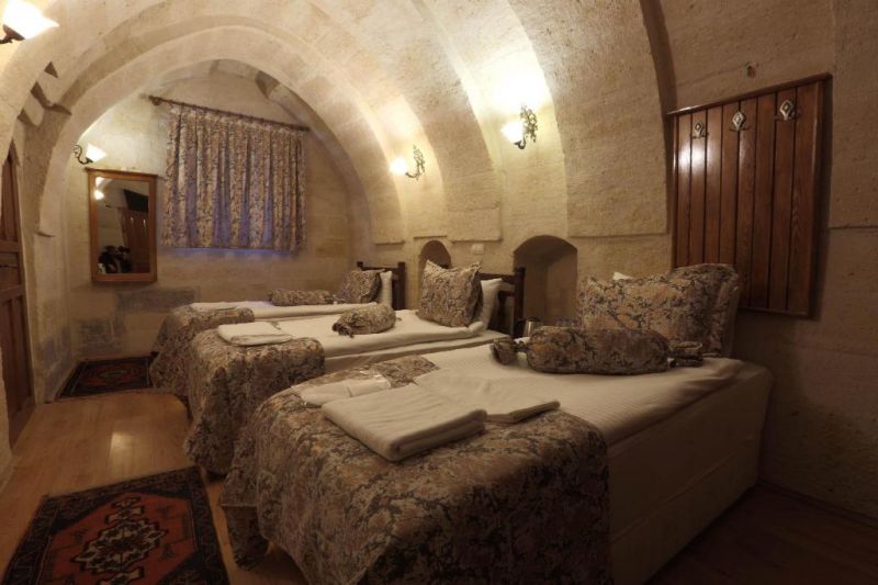 ELIZ CAVE HOUSE фото 3