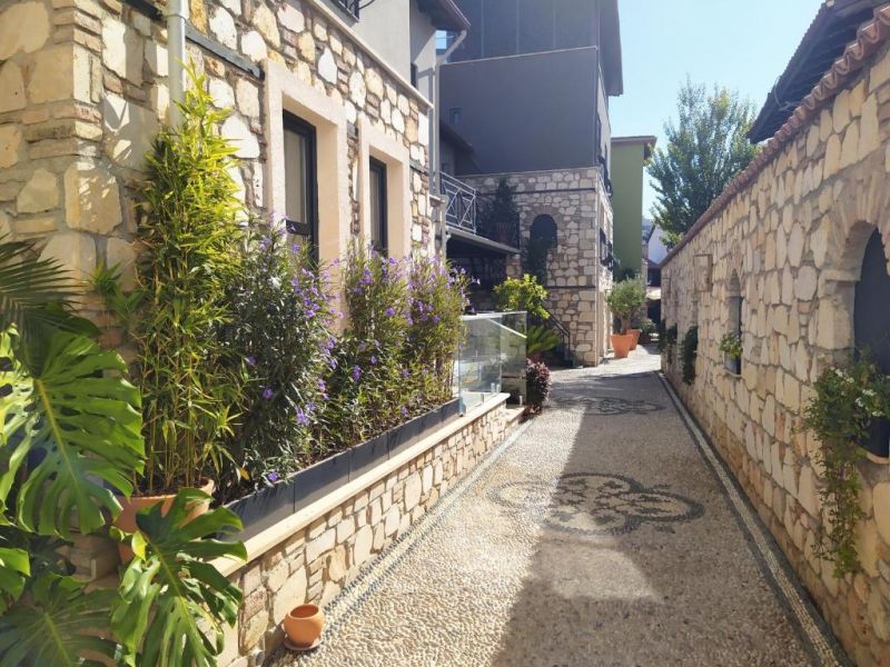 FIORE GARDEN SUITES фото 6