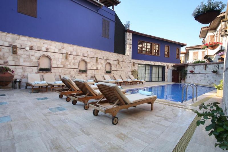 FIORE GARDEN SUITES фото 7