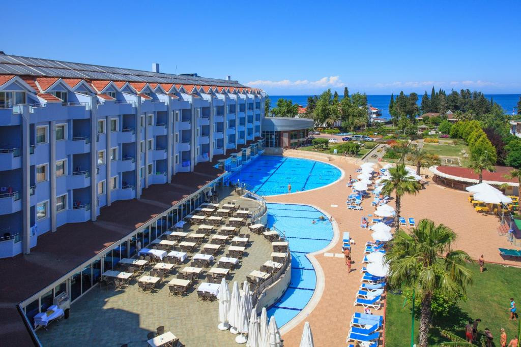 ROX RESORT (EX. ROX ROYAL)