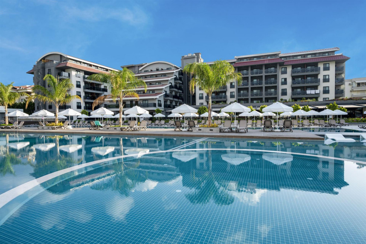 GREEN GARDEN RESORT HOTEL