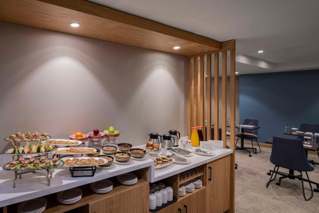 HAMPTON BY HILTON ISTANBUL SIRKECI фото 4
