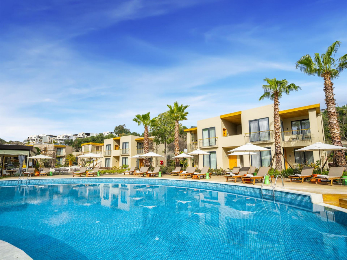 HELIS SUITES BITEZ фото 3