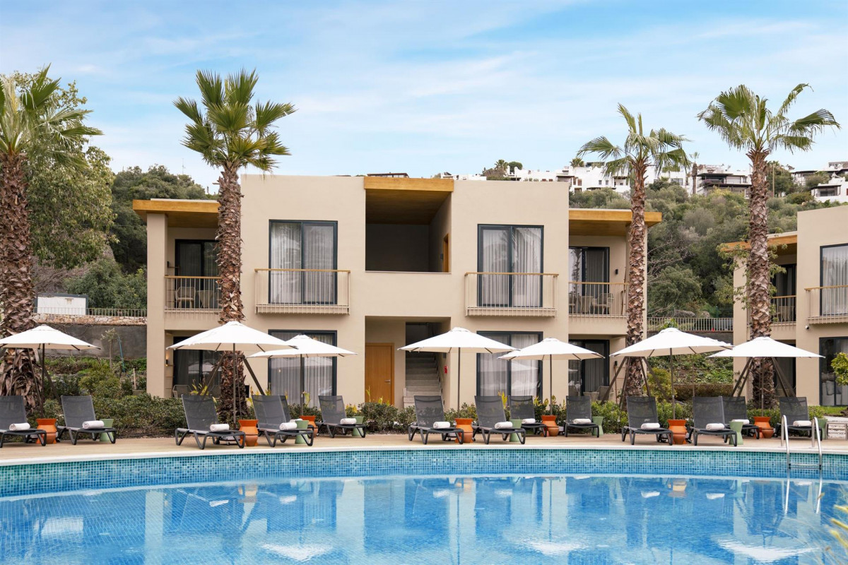 HELIS SUITES BITEZ фото 4