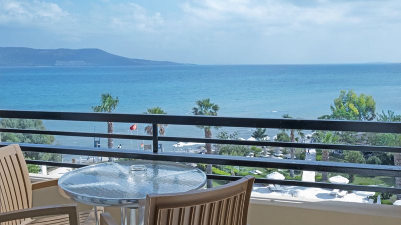 THE HOLIDAY RESORT фото 2