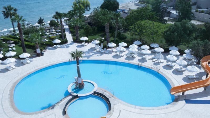 THE HOLIDAY RESORT фото 5