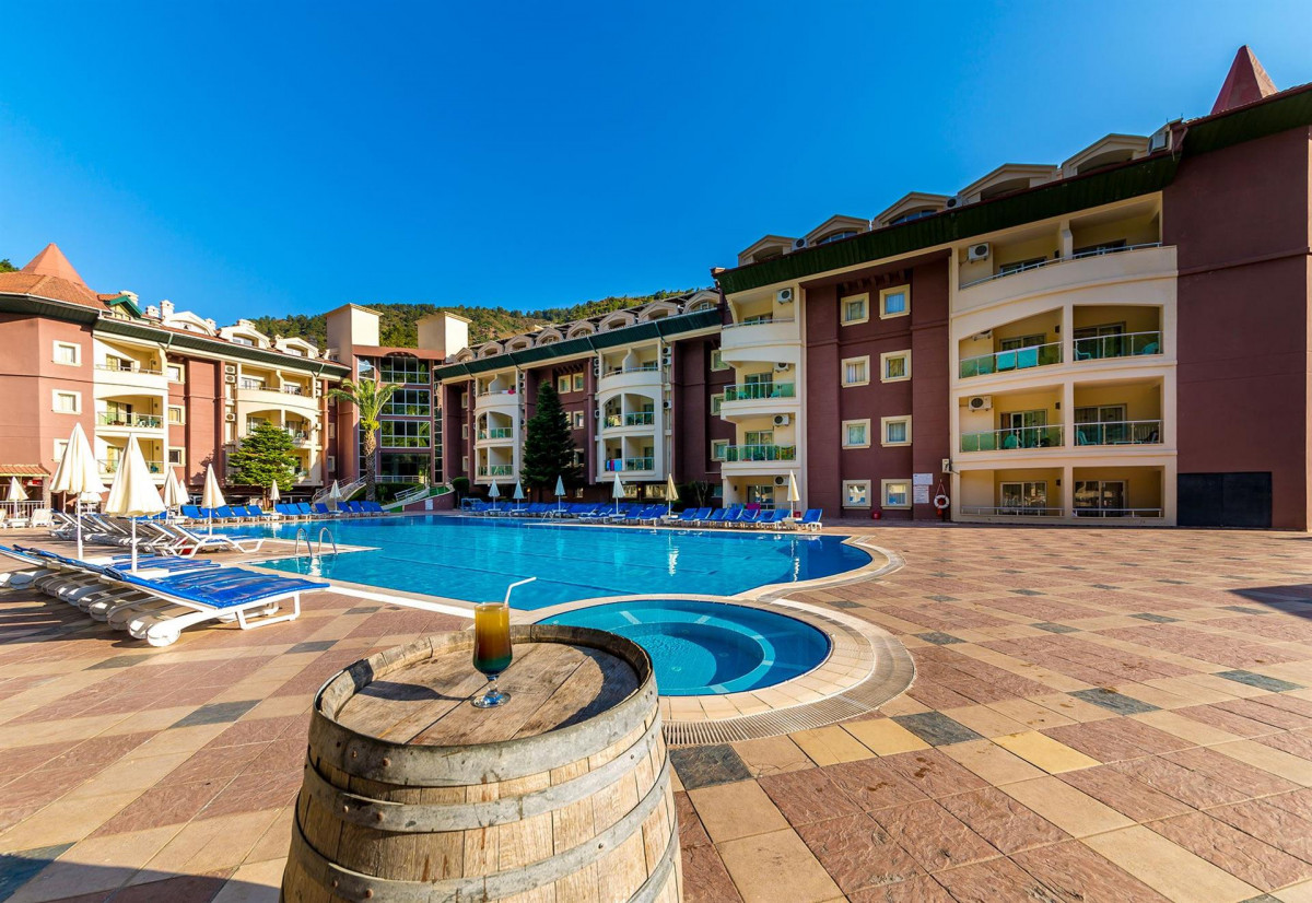 JULIAN FOREST SUITES фото 2
